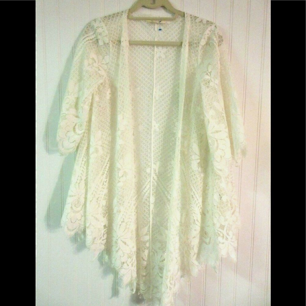 Miami Brand lace wrap white cotton blend S/M